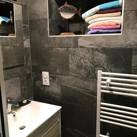 Apartment Beautiful Ground Floor Opening Onto Private Pool